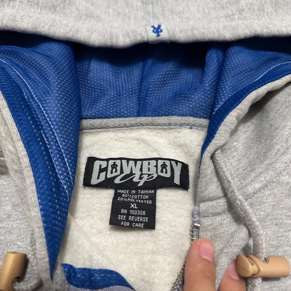 Cowboy Up Mens XL Sleeveless Full Zip Hoodie Gray Flaming Bull Graphic Vest y2k - Picture 6 of 9